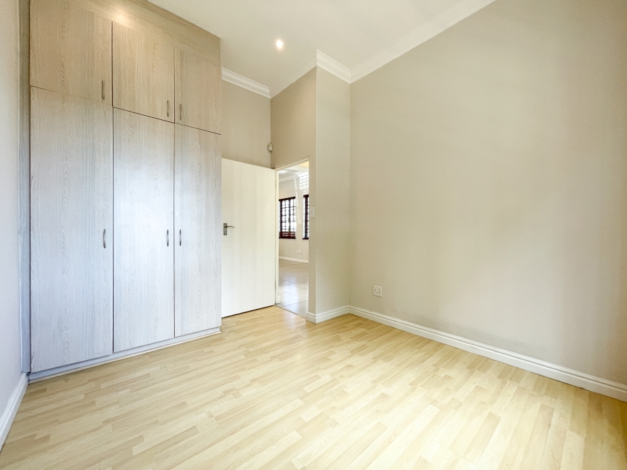 To Let 2 Bedroom Property for Rent in Wynberg Upper Western Cape